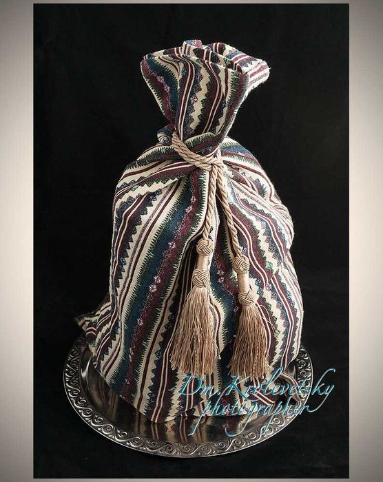 Турка кофеварка. Стол.