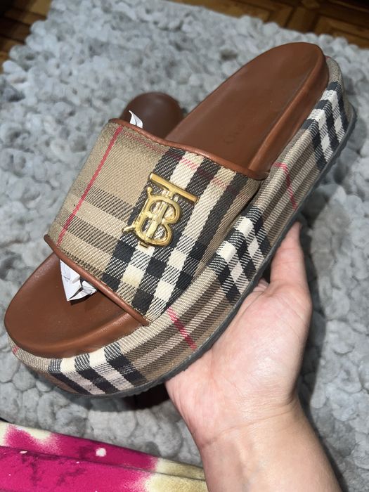 Таочки женские Burberry