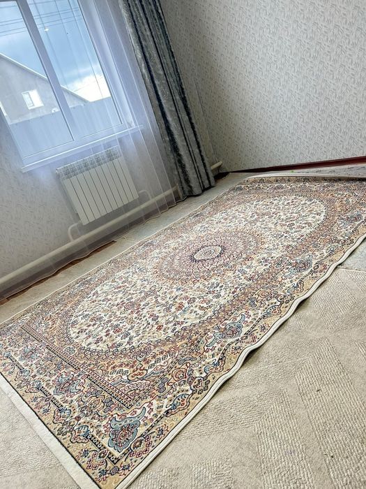 Продам ковер чистый