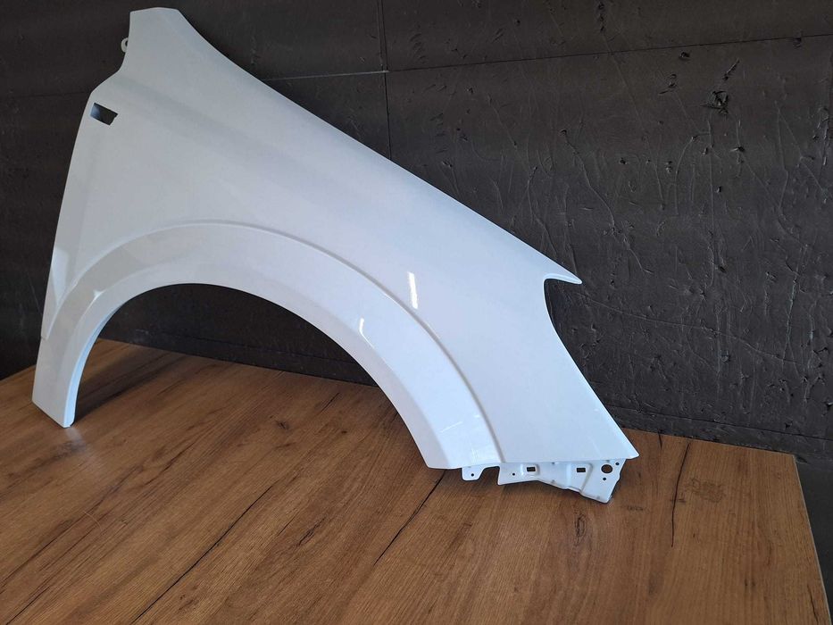 Aripa Fata Dreapta Opel Astra H 2004-2009 (Z474 (Alb))