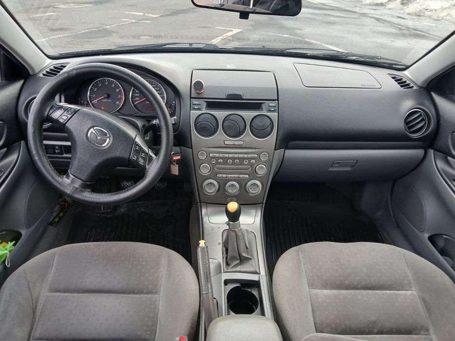 Vând Mazda 6 benzină