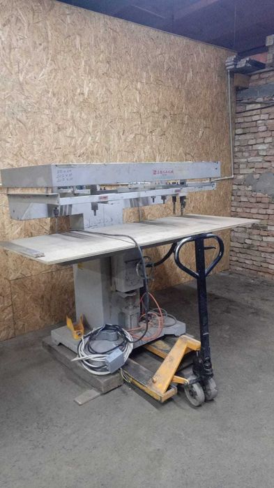 Сверлильный станок