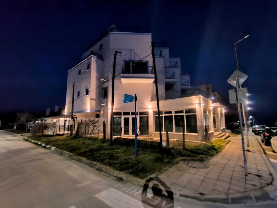 От строителя/двустаен апартамент с тераса/паркомясто/гр. Бяла, Варна