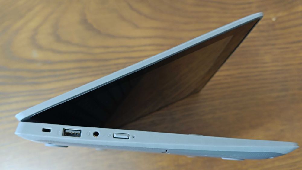 Лаптоп HP ProBook с тъчскрийн екран WIN 11 , 256GB диск и дълъг живот на батерията