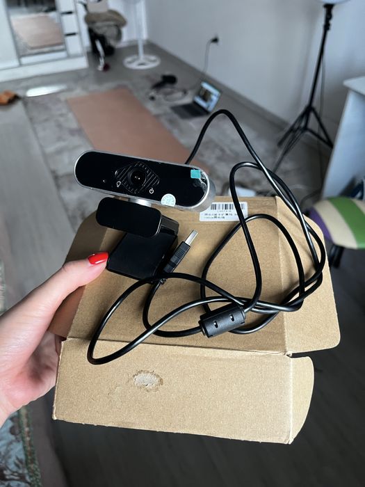 Веб камера Logitech FULL HD