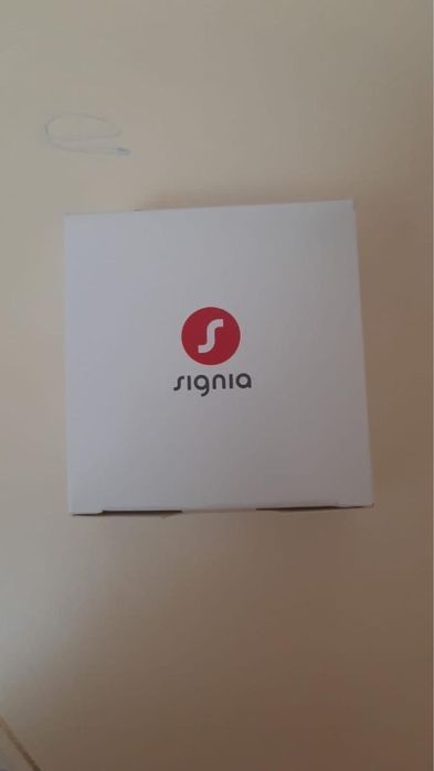 продается слуховой аппарат новый