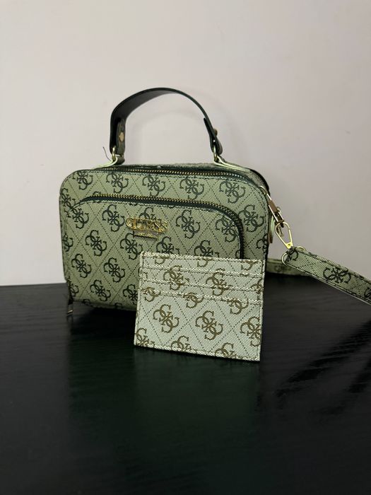Маркови чанти guess,dior,the tote bag