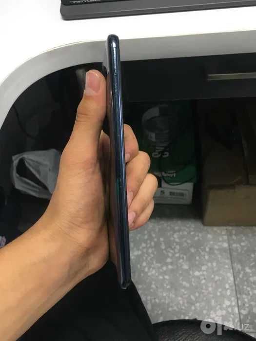 Samsung A30s ekran singan qogan joyi ideal