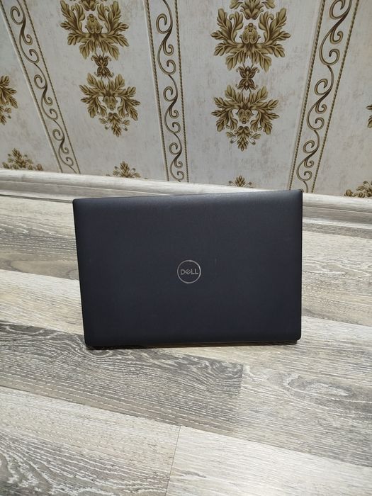 Dell i5-1135G7(11-avlod) 8/256gb xotira batareya zo'r