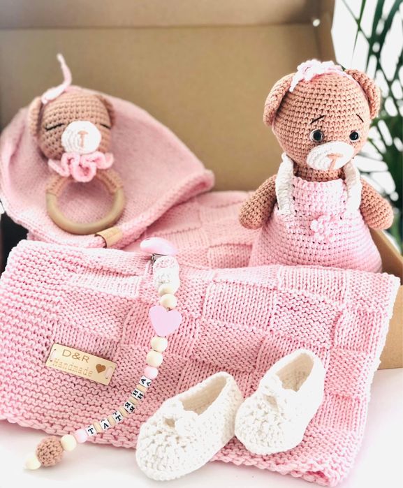 Ръчно плетени подаръци за бебенца