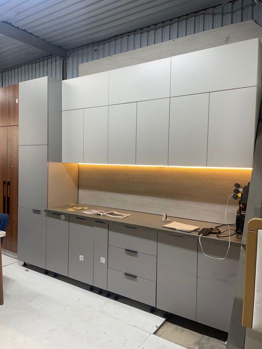 Кухынный гарнитур