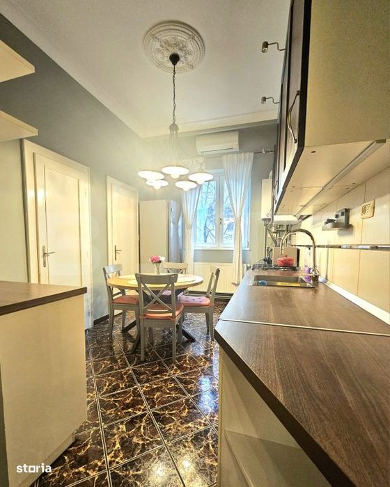 Apartament 4 camere, 130 mp, zona Central