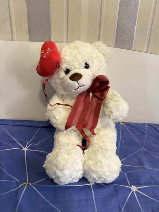 Маленький белый плюшевый мишка 39 см с розовыми щёчками