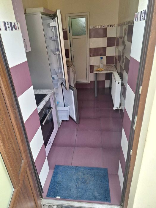 Inchiriez apart.1 Cameră spațios  Zona ultra central (Teatru ) convenabil