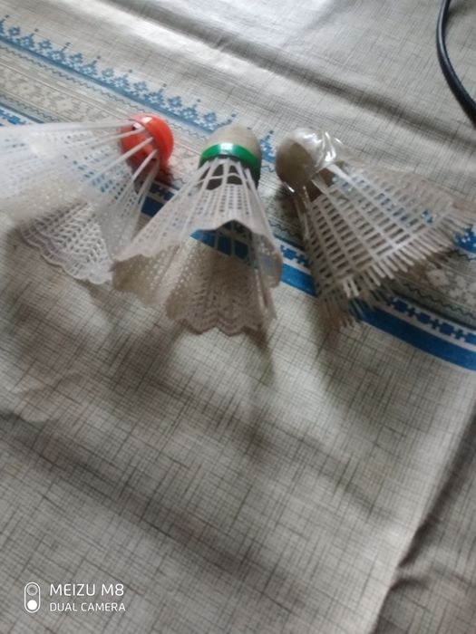 Игрушка волан для игры