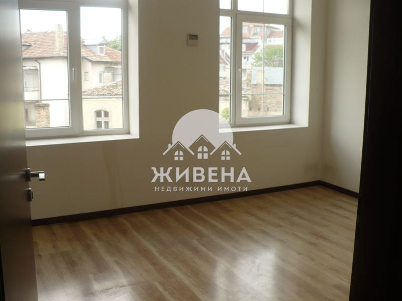 Офис в Варна-Операта площ 336 цена 2688