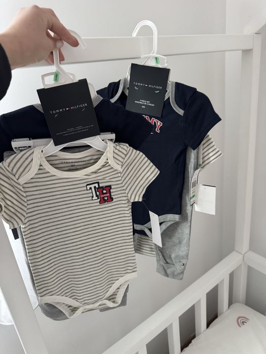 Tommy Hilfiger - комплект от 3 части