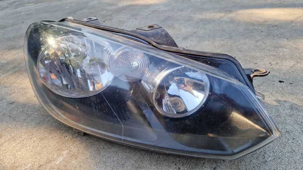 Far dreapta VW Golf 6 cod 254 258-01 RE