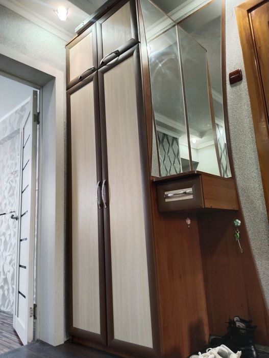 Продам шкаф в хорошем состоянии