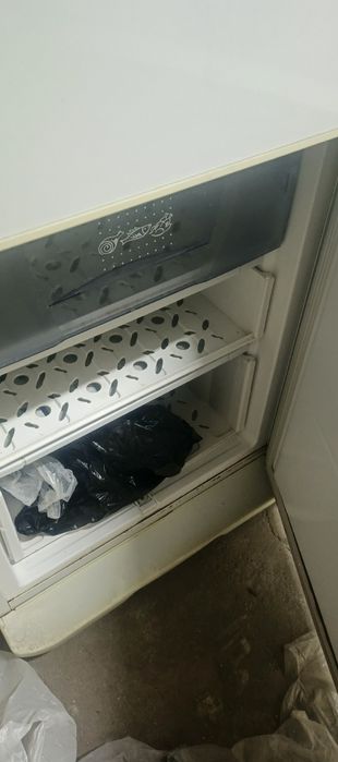 Холодильник Бирюса