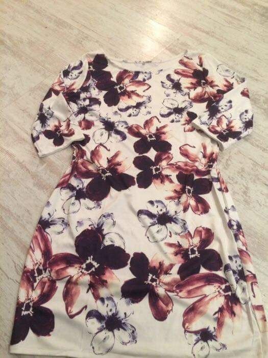 Дамски рокли различни размери