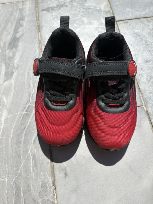 Adidasi marvel cu spiderman