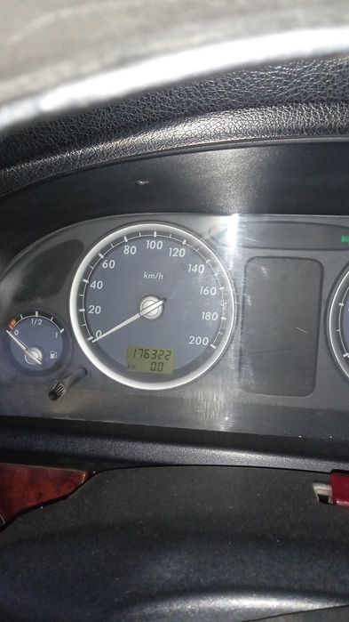 Волга 31105 крайслер 2.4л