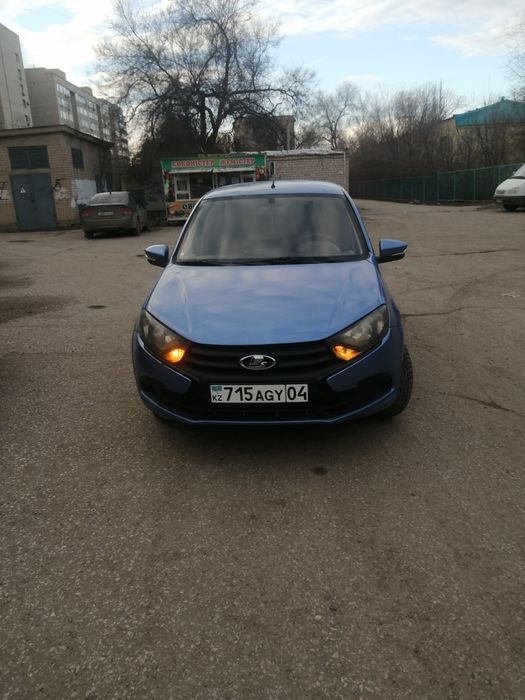 Лада Гранта 2013 год