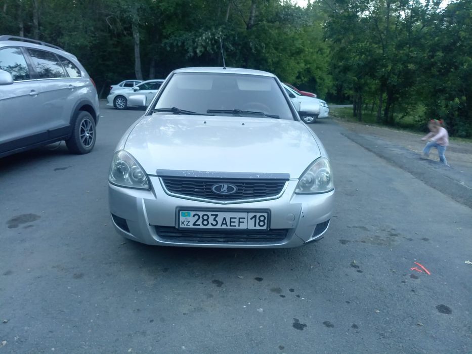 Продам машину приора
