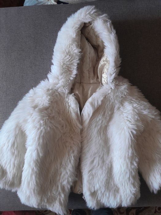 Детская шубка белая