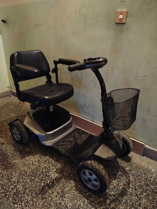 Електрически скутер