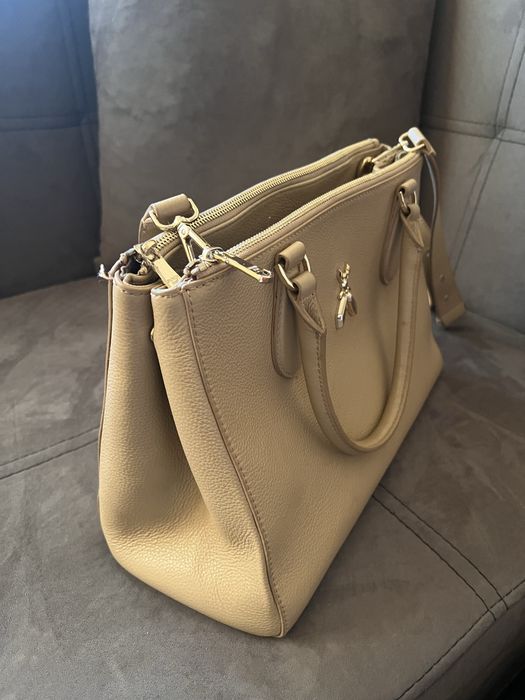 Оригинална дамска чанта Patrizia Pepe