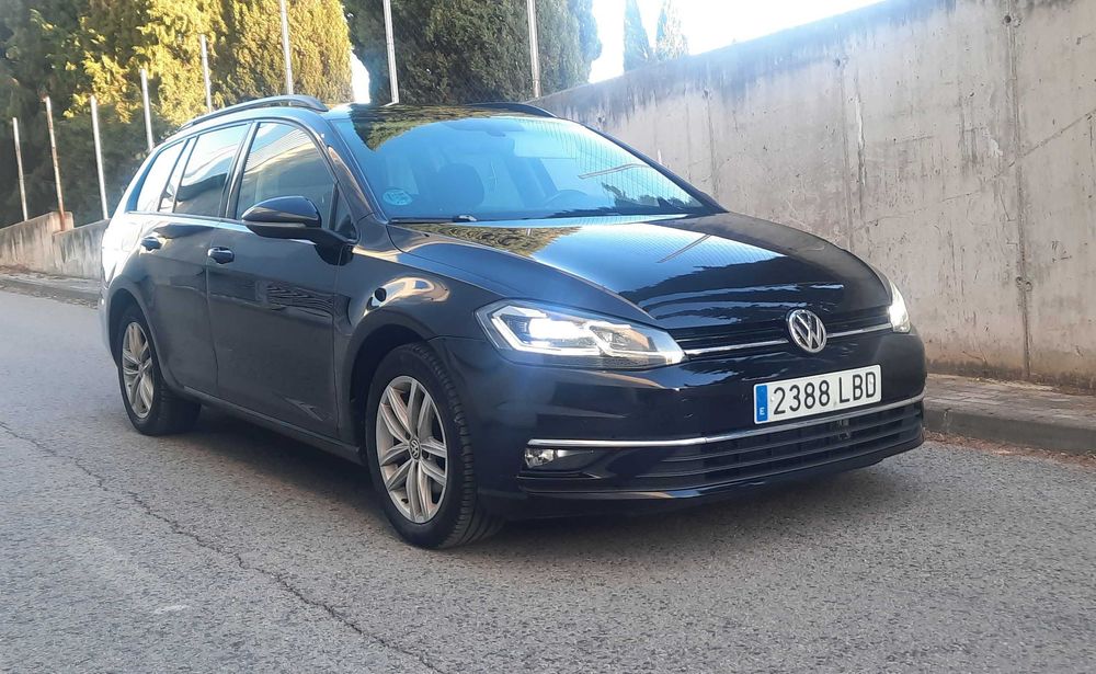 Volkswagen Golf MK 7.5 Facelift/2.0 TDI 150 к.с/DSG/Full LED/Distronic