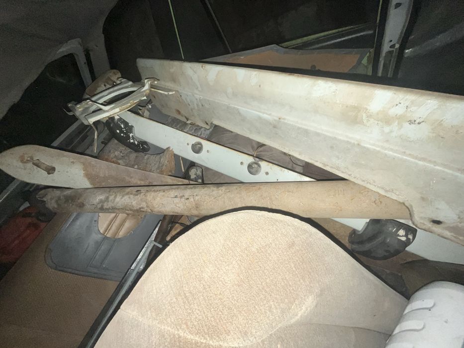 Продам капот. И кардан