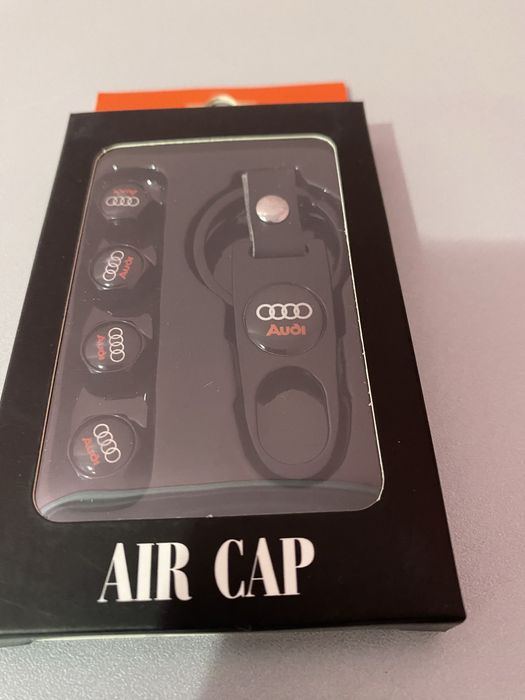 Капачки с ключодържател.