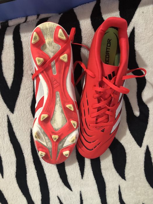 Ghete fotbal predator (adidas)