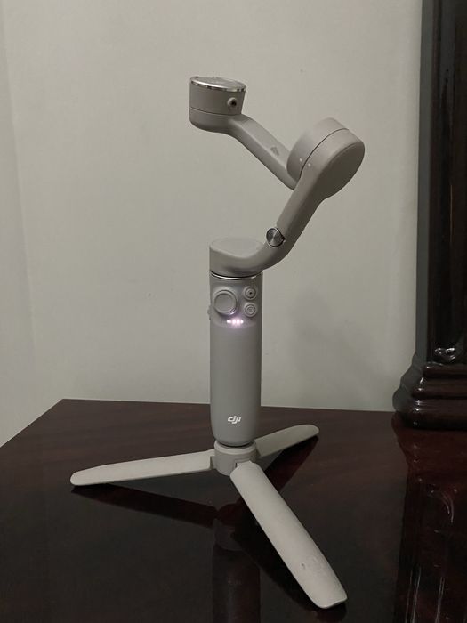 Срочно сотилади стабилизато dji идеал состояние почти ишлатилмаган!