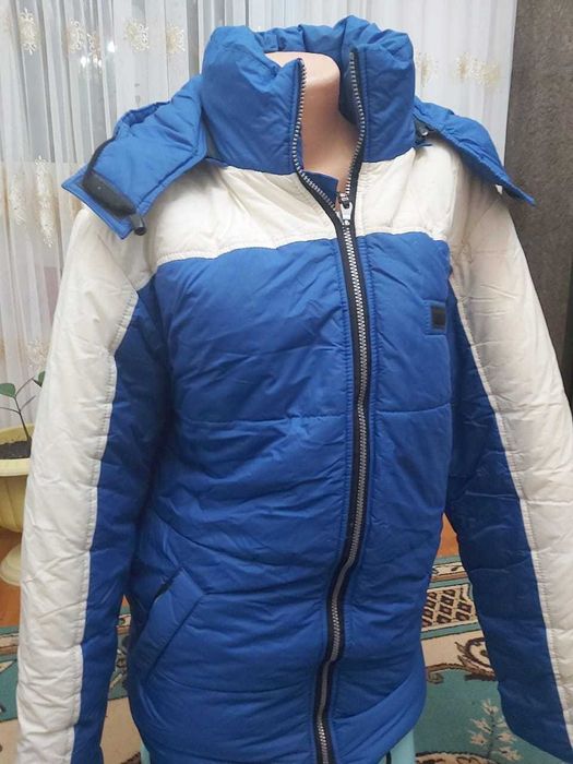 Продается зимний пуховик