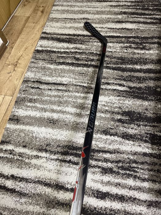 Продам клюшку bauer vapor