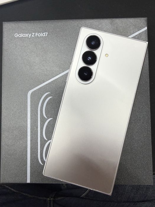 Samsung Z Fold 7 512gb