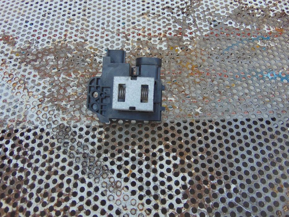 Rezistenta ventilator racire Renault clio 4 1.5 Dacia lodgy dokker duster logan cod 255501295r rezistenta gmv