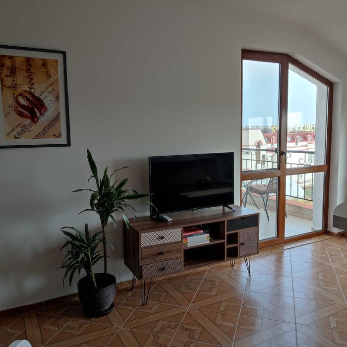 Дава се под наем Двустаен апартамент в Ахелой - 55 кв.м за 51 € - Снимка #3