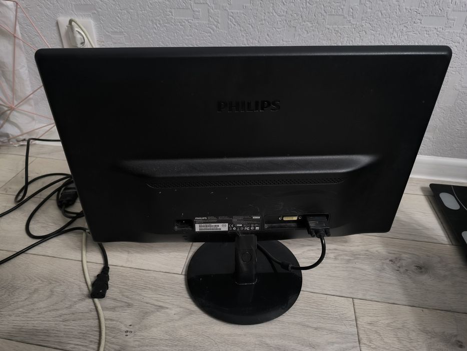 Продам мониторы Samsung и Philips