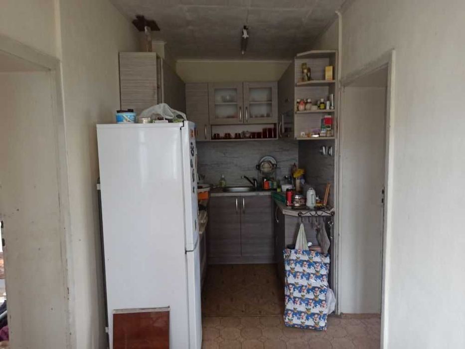 Продава се Къща в Казанлък - 100 кв.м за 842 €/кв.м - Снимка #4