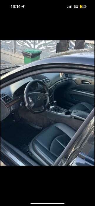 Mercedes benz w211