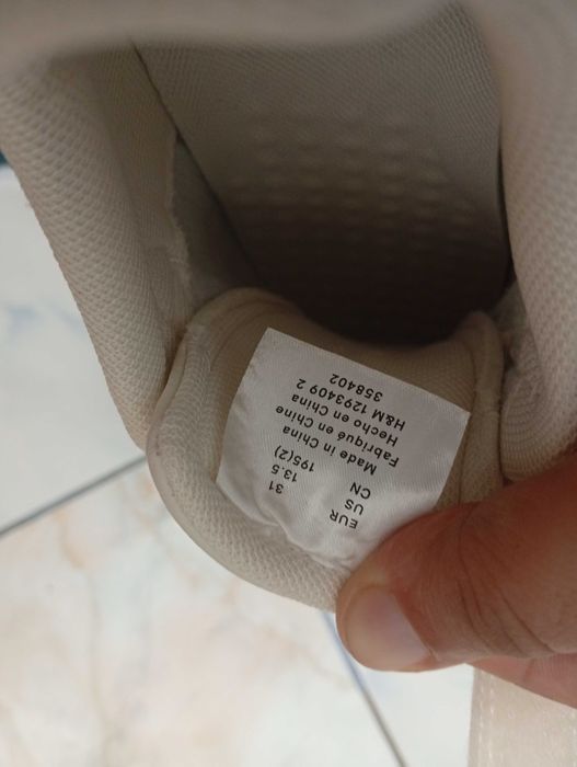 Încălțăminte H&M pentru băiețel mărime 31