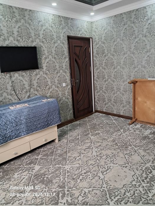 Kv sotiladi  ayrim jihozlari bn 75 kvdrat barcha qulayliklarga ega