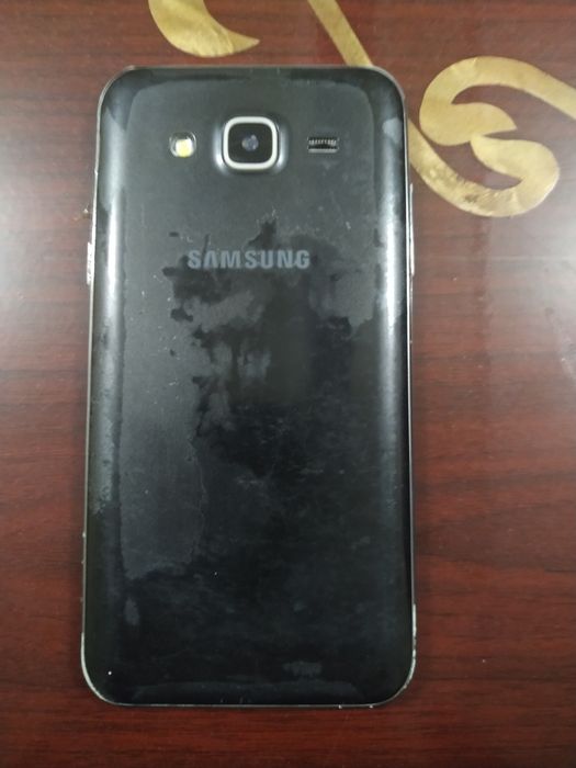 Samsung  Galaxy j5