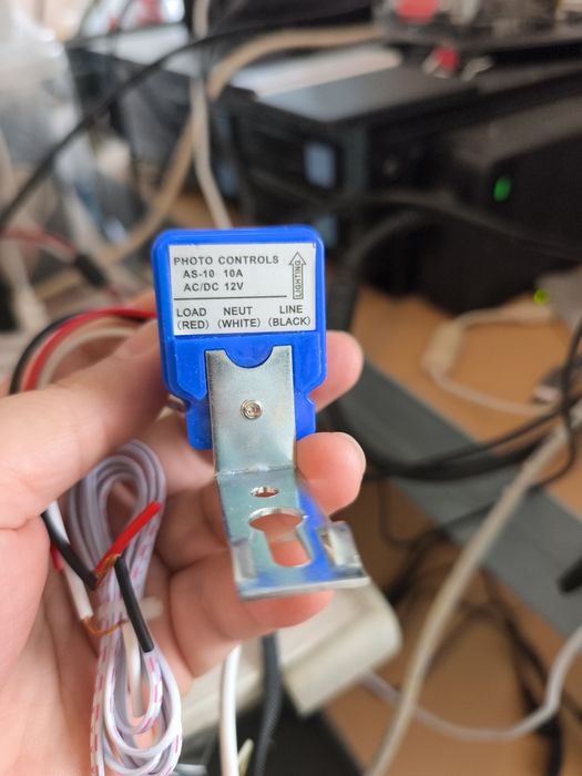 Senzor de ploaie 12V AC/DC AS-10 10A – Control automat pentru iluminat și automatizări