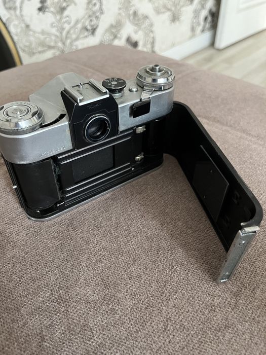 Фотоаппарат Zenit ET с кожанным чехлом